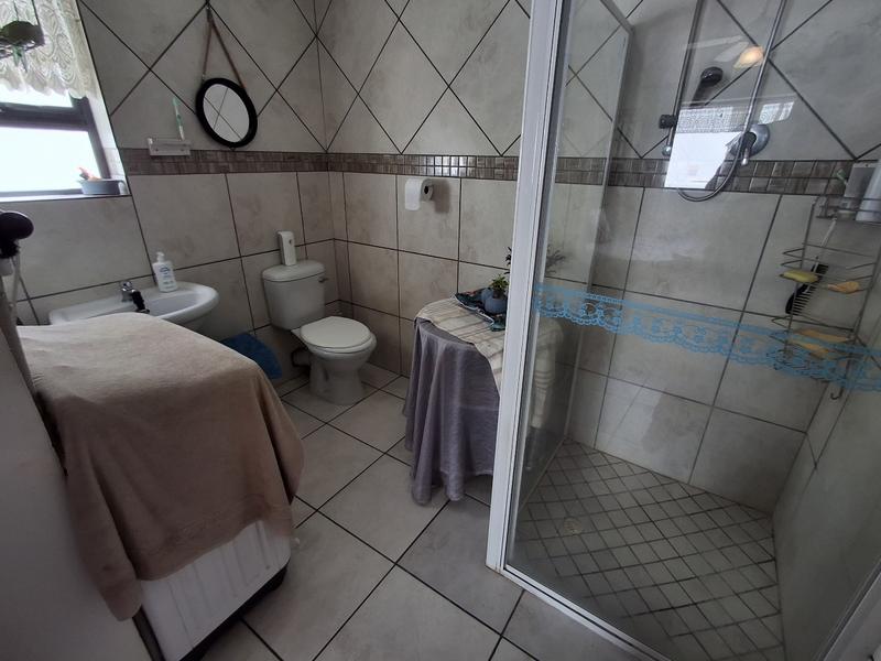 2 Bedroom Property for Sale in Britannia Bay Western Cape